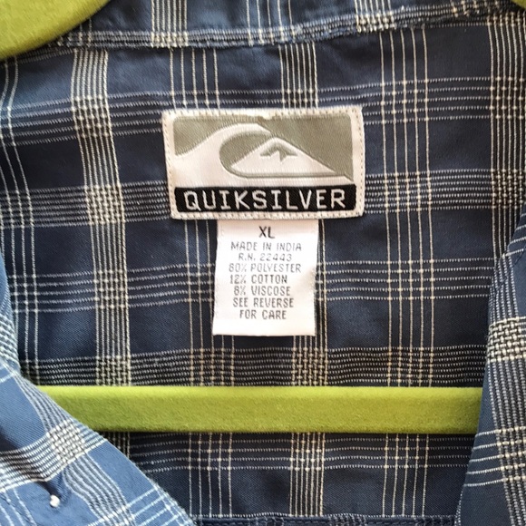 Quicksilver Short-Sleeve Button Up Shirt - Picture 6 of 6